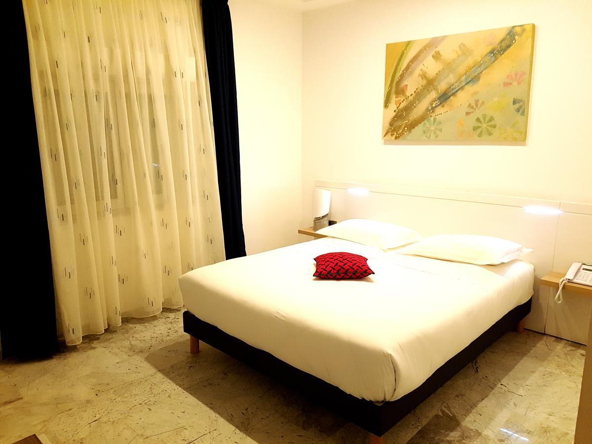 Hotel Ahoefa King Salomon Garden Ломе Экстерьер фото